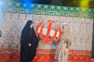 عکاسخانه قاب ایستادگی در مهمونی کیلومتری غدیر قزوین