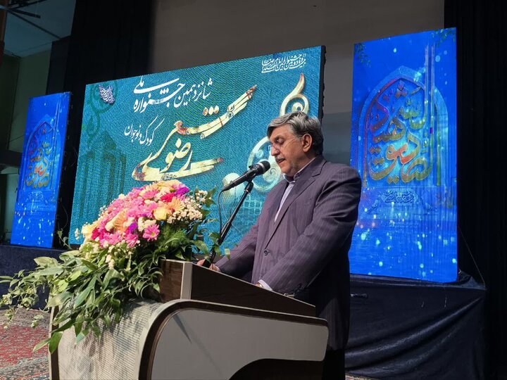 فلاح لاله‌زاری: ادبیات و هنر قلب و جان انسان‌ها را تسخیر می‌کند