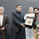 قدردانی دنیامالی از خانواده شهدای جنگ رمضان در مراسم پهلوانان غدیر