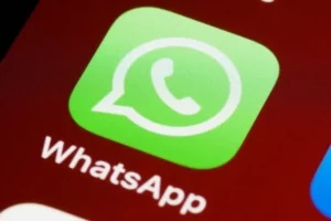 نحوه استفاده از واتساپ در آیفون‌های قدیمی