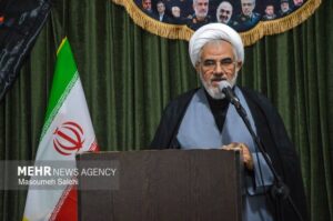 هیئت‌های مذهبی، خط مقدم مقابله با هویت‌زدایی فرهنگی دشمن هستند
