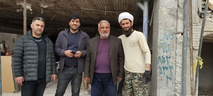 «کار جهادی» در شرایط جنگی؛ روحانی مبعوث گرهگشای کار مردم است «کار جهادی» در شرایط جنگی؛ روحانی مبعوث گرهگشای کار مردم است