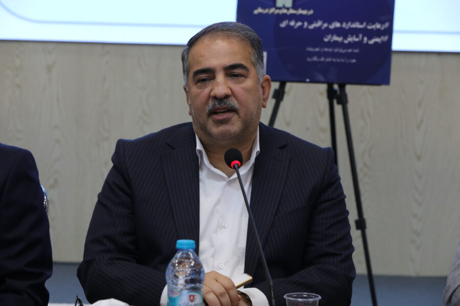 کمبود نیروی پرستاری فقط یک مطالبه شغلی نیست و بر کیفیت خدمات درمانی آثاری دارد