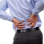 اگر کمردرد دارید شنا کنید