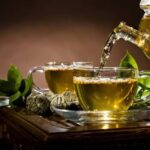۵ دمنوش محبوب در طب سنتی که خیلی‌ها برای آرامش و گوارش سراغشان می‌روند