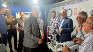 بازدید شهردار تهران و رئیس کمیسیون بهداشت مجلس از فعالیت پزشکان جهادی در میدان ونک