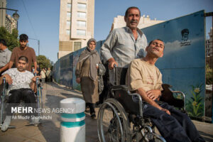 خروج ۱۰۰ هزار نفر از چرخه مستمری بگیر بهزیستی