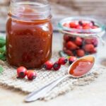 دستور تهیه مربای میوه گل نسترن؛ مربای خوشمزه و مقوی